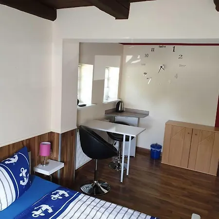Gaststaette & Schinkenkrug Värdshus Hinrichshagen (Rostock)