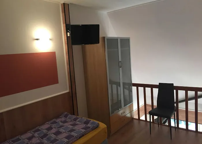 Gaststaette&pension Schinkenkrug Gasthof Hinrichshagen (Rostock)