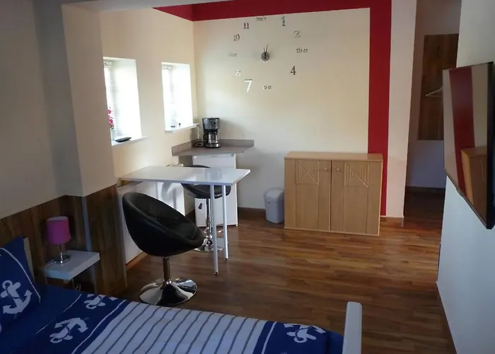 Gaststaette&pension Schinkenkrug * Hinrichshagen (Rostock)